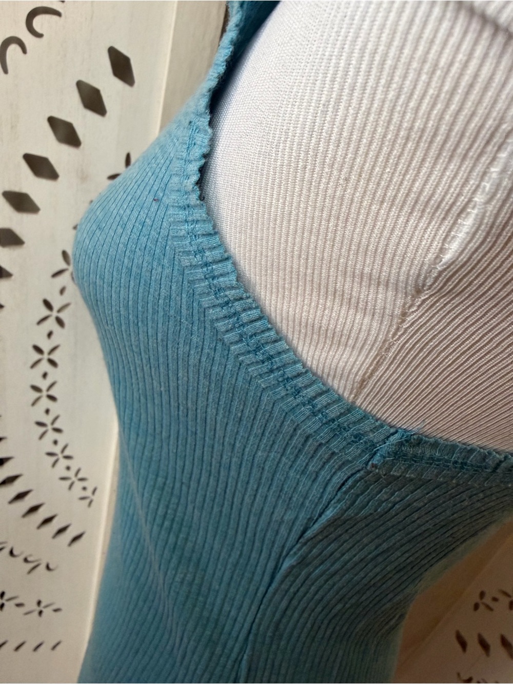 Sleeveless Ribbed Henley Tank Top - Turquoise - Picture 8 of 10